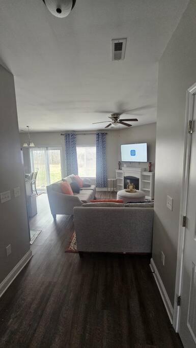 Villa Charming & Spacious 3Br House Concord Exterior foto
